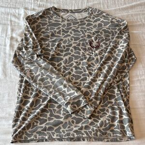 BURLEBO Men's Long Sleeve Gray Camo Crewneck with Pocket Emblem